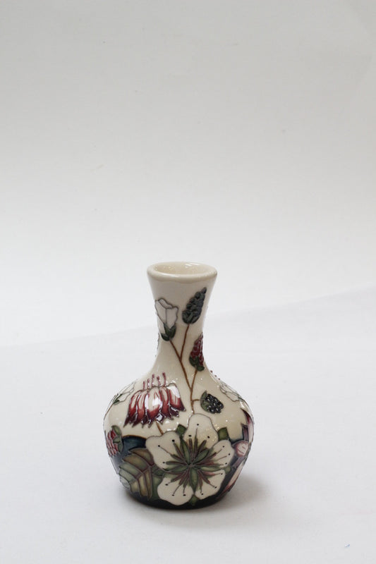 Moorcroft Bramble Revisited Vase 2-4, Alicia Amison