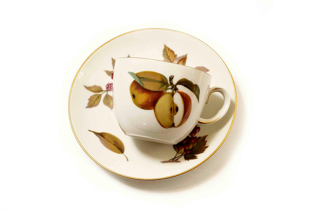 Royal Worcester, Tea Cup, Saucer, Cup and Saucer, Evesham, Gold, Fruits