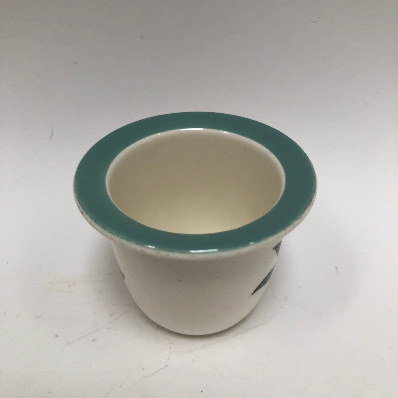 Wedgwood Barlaston Brecon Egg Cup with rim - Bramble transfer image