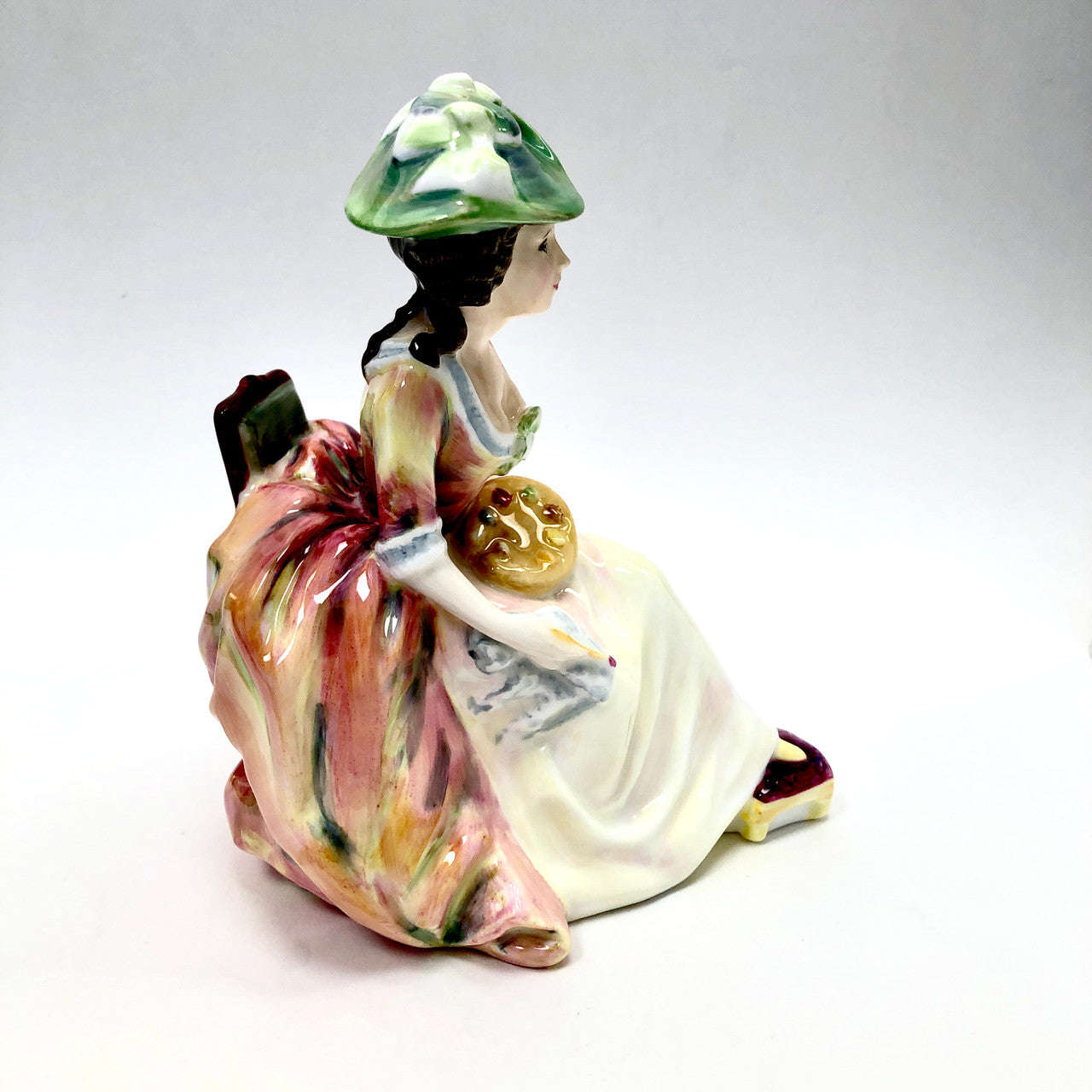 Royal Doulton, Kathleen, HN2933, Figurine, Vintage, England, Peach, White, Green, Hat, Painting, Palette, Brush, Lady