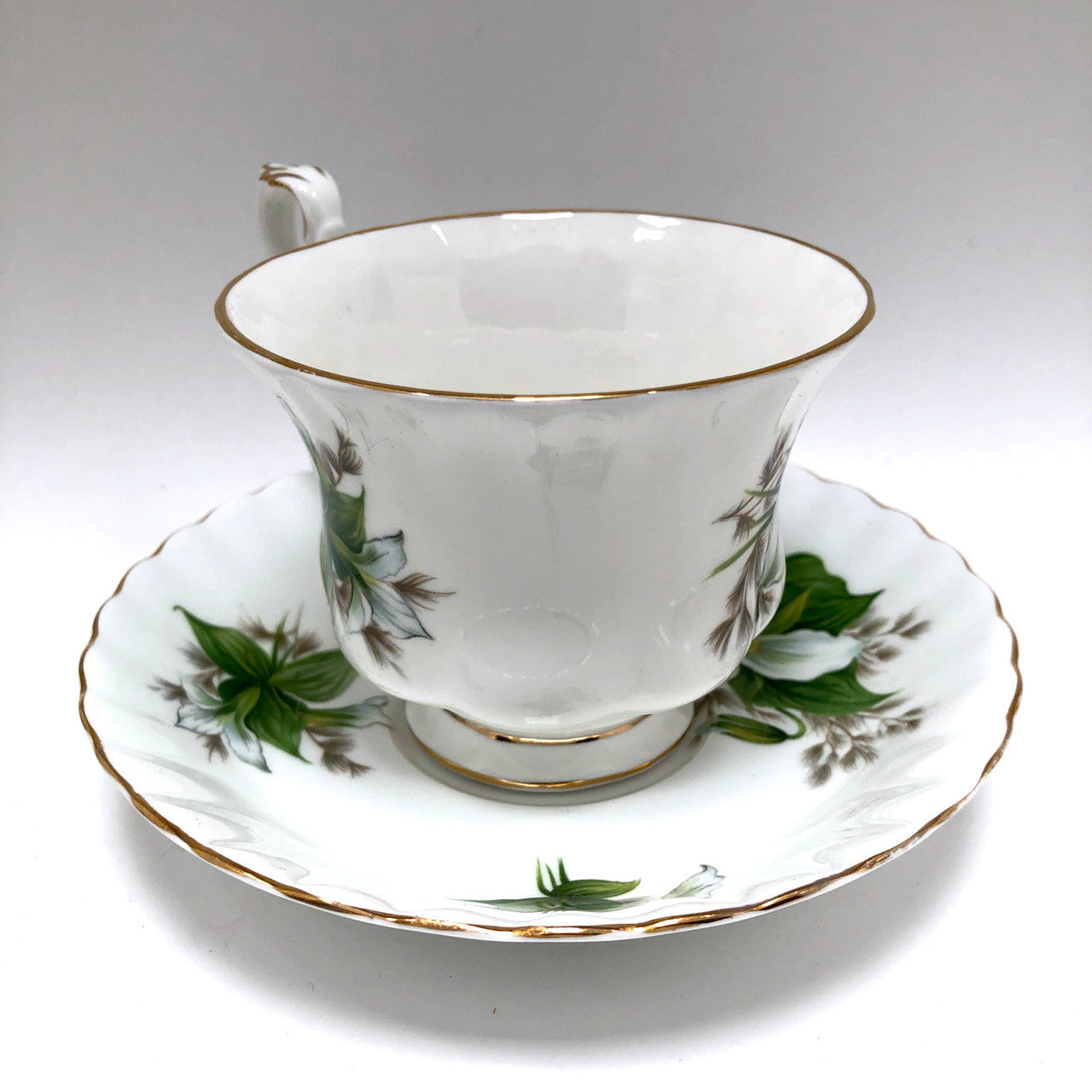 Royal Albert, Trillium, Cup and Saucer, Tea cup, Tea Cup, Vintage, England, Bone China