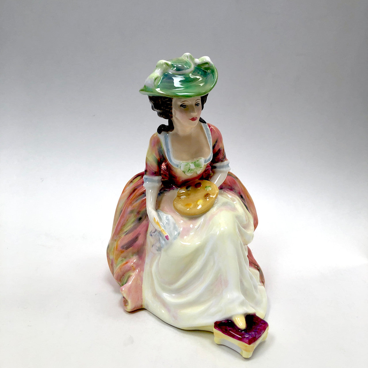 Royal Doulton, Kathleen, HN2933, Figurine, Vintage, England, Peach, White, Green, Hat, Painting, Palette, Brush, Lady